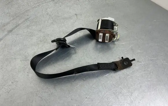Jeep Grand Cherokee Rear seatbelt 2340091037A P1GE12DX9AC