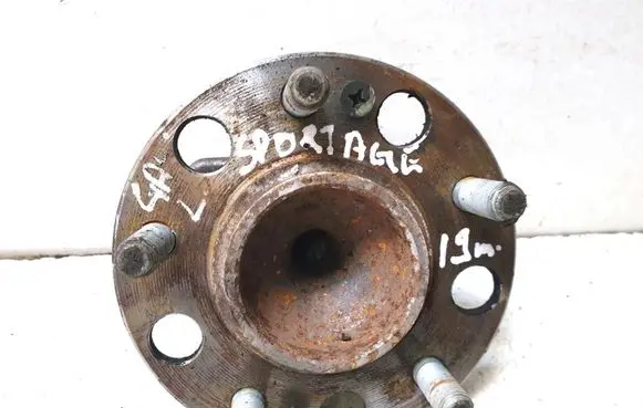KIA Sportage Rear wheel hub