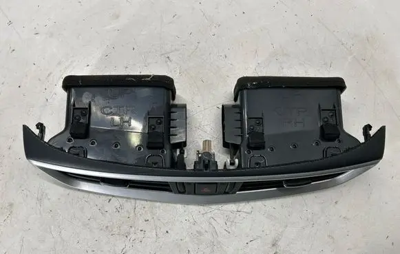 Nissan Rogue Dash center air vent grill 687504BA0A