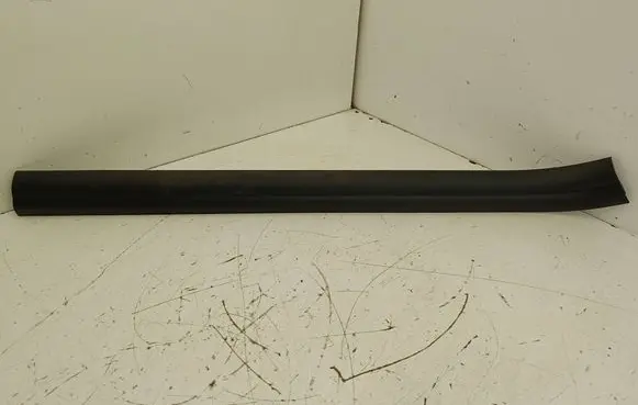 BMW M4 F82 F83 Front sill trim cover 727764001