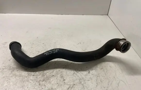 Mercedes-Benz E W211 Engine coolant pipe/hose A2115013582