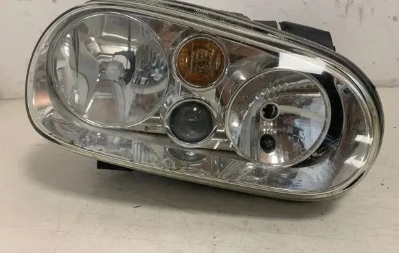 Volkswagen Golf IV Headlight/headlamp
