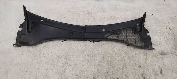Wiper trim