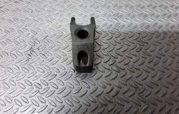 Audi A3 S3 8L Fuel Injector clamp holder