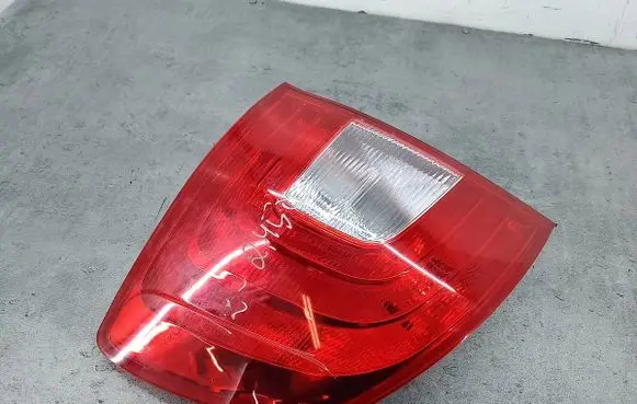Skoda Superb B6 (3T) Rear/tail lights 665-1920L