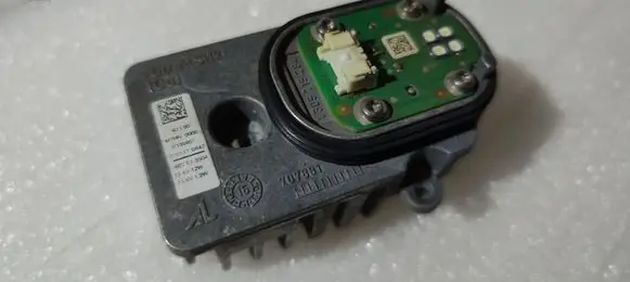 Mercedes-Benz C W205 LED ballast control module P130867