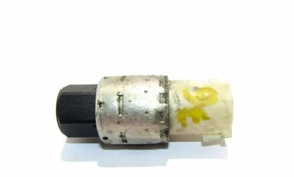Ford Focus Oil pressure sensor 95B119E561AA
