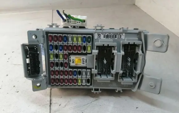 Hyundai i20 (GB IB) Fuse module 91950C8560