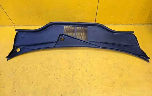 Audi e-tron Wiper trim 4K1819403 4KL819448 4KE971824