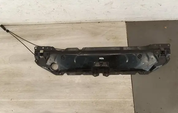 BMW 5 E60 E61 Top upper radiator support slam panel 7033741 11267310