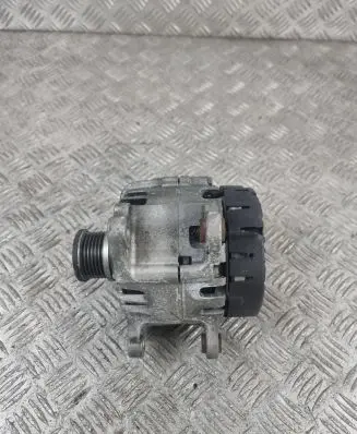 Audi A5 Generator/alternator 04L903024