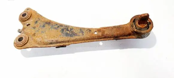 Toyota Avensis T270 Rear upper control arm/wishbone