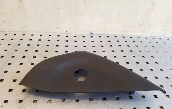 Volvo V40 Cross country Dashboard side end trim 9123272