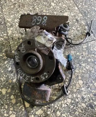 Citroen C5 Front wheel hub