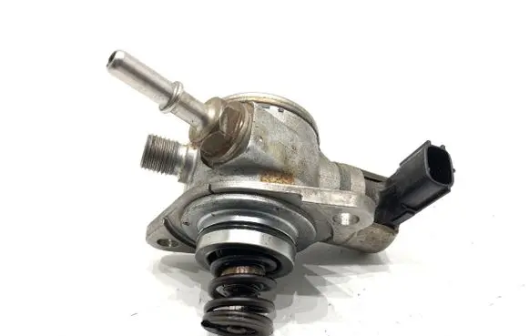 Dacia Duster II Fuel injection high pressure pump H8201146431