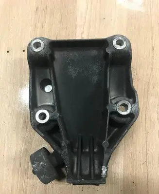 BMW X1 F48 F49 Engine mounting bracket 6777623 13992010 GD01524