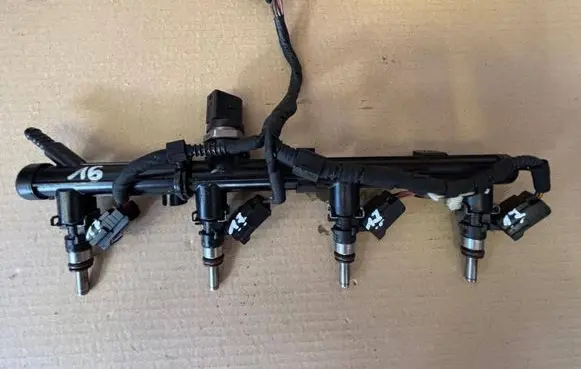 Fuel injector