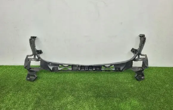 Mercedes-Benz GLE (W166 - C292) Front bumper mounting bracket A1668854265