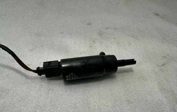 Audi A6 S6 C7 4G Headlight washer pump 3B7955681
