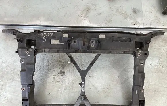 Mazda 5 Radiator support slam panel C23553110