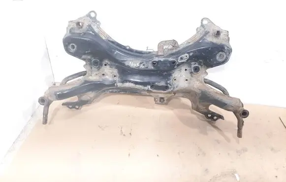 Lexus CT 200H Front subframe