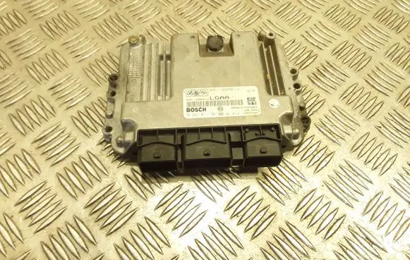 Ford Focus Engine control unit/module 8M5112A650LG 0281011701 12850045
