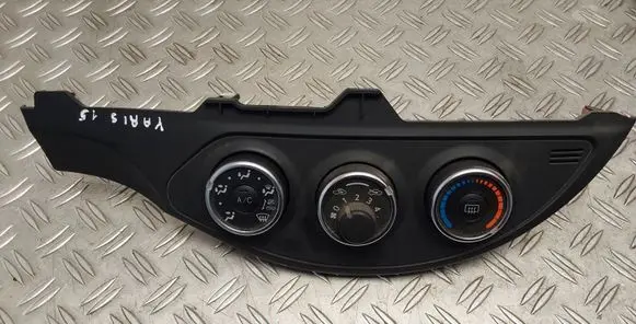 Toyota Yaris Climate control unit 554060D390