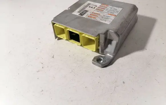 Lexus ES 250 - 300 - 330 Airbag control unit/module 8917033E30 1521000113 0701130GAGB