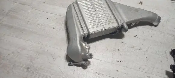 Toyota C-HR I Intercooler radiator 1270001331