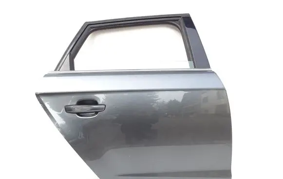Audi A3 S3 8V Rear door LS7S