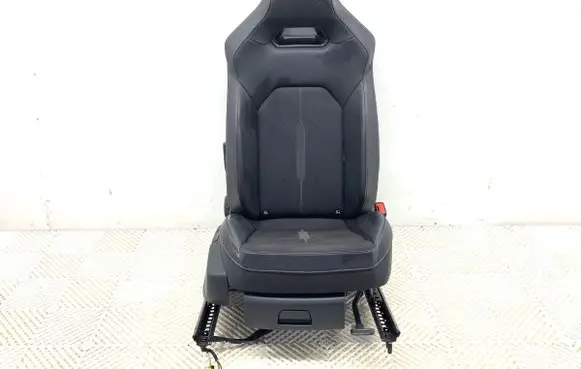 Cupra Formentor Front passenger seat 