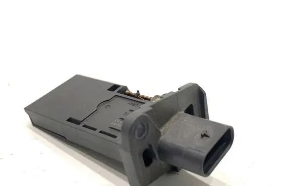 BMW 5 G30 G31 G38 Mass air flow meter 8583496