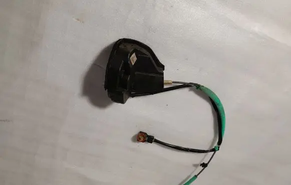 KIA Carnival Sliding door lock 