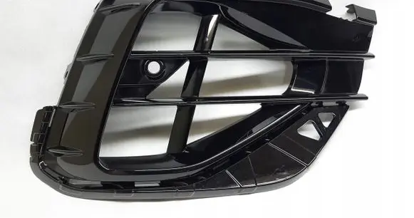 Volkswagen Tiguan Front bumper lower grill 5NA853666K
