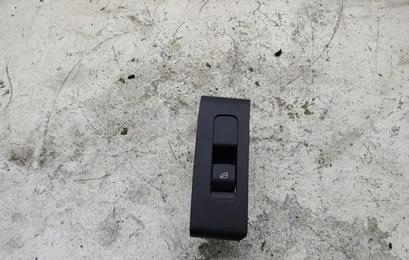 Volvo XC40 Electric window control switch 31456060