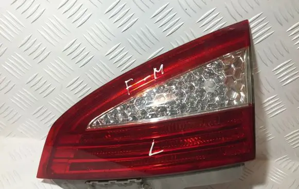 Ford Mondeo MK IV Rear/tail lights 7S71-13A602-B
