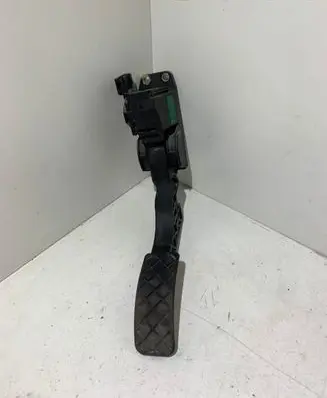 Skoda Fabia Mk1 (6Y) Accelerator throttle pedal 6Q1721503A