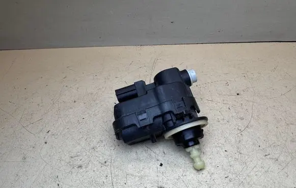 Dacia Duster II Headlight level adjustment motor 260566235R 260566235RB
