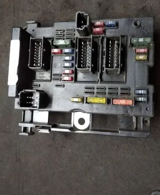 Peugeot 307 Comfort/convenience module 9646405280 24534449 RSMR3