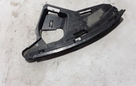 Volvo XC60 Front bumper mounting bracket 30763433