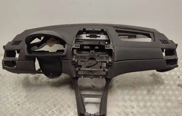 BMW X3 E83 Dashboard 7055976 51453414558 51453403658