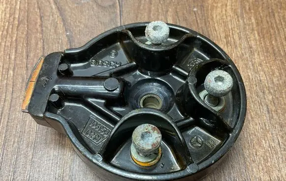 Mercedes-Benz S W140 Spark distributor 1041580231 1234332427