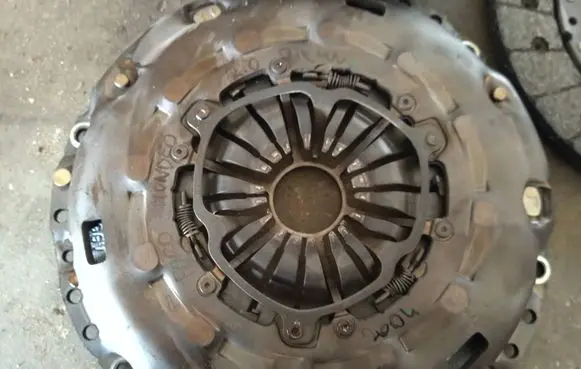 Ford Mondeo Mk III Dual mass flywheel 324030410