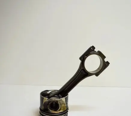 Volkswagen Golf VI Piston 034021110