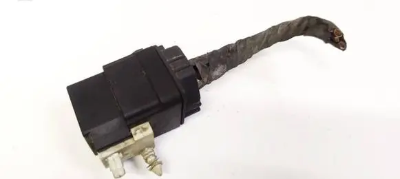 Dodge Journey Other relay 04692079AA 72472J