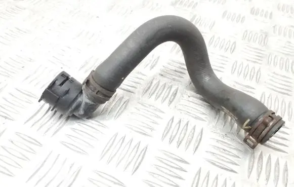 Skoda Yeti (5L) Engine coolant pipe/hose