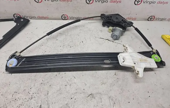 Volkswagen Touran III Rear door window regulator with motor 5TA839461B 32336000B SM7695200