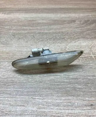 BMW 3 E90 E91 Front fender indicator light 6939816