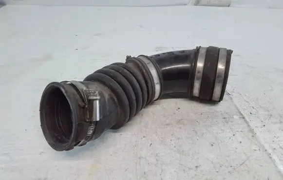 Opel Corsa E Air intake hose/pipe 13427555 4013349A 464918663