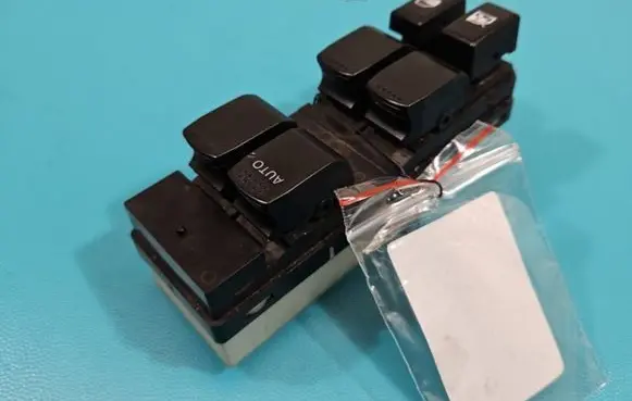 Fiat Sedici Electric window control switch 64J20-0696T IMPRK1419015
